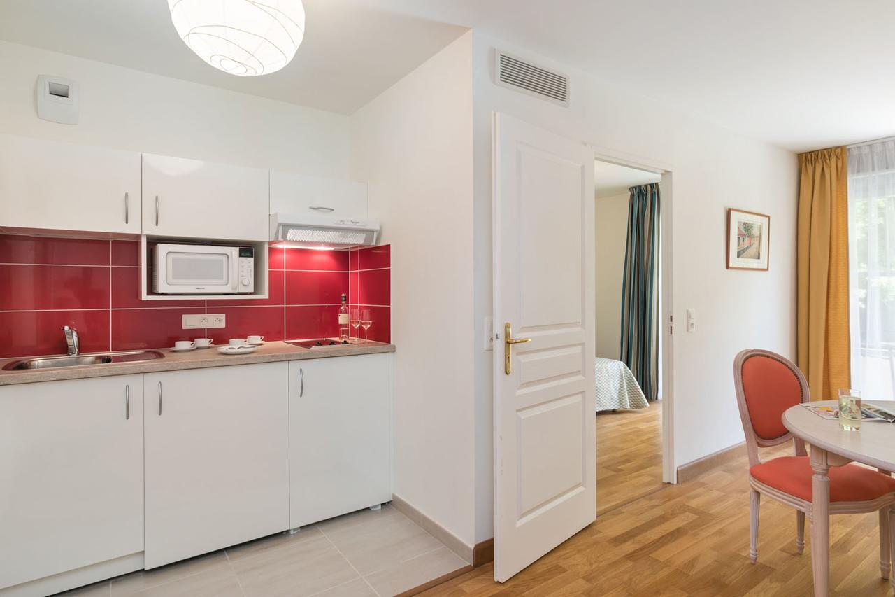 Medicis Home Dijon Les Petites Roches Exterior foto